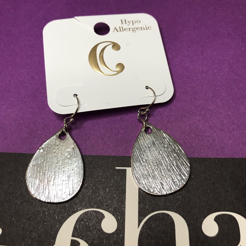 NWT Charming Charlie silver tone earrings